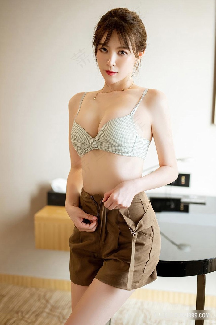 黑女人给牛交ZOZO
